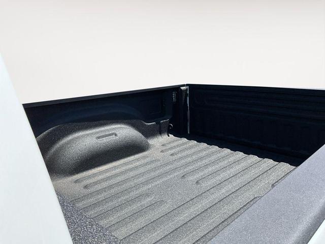 Photo of 2025 Bright White Clearcoat RAM 2500
