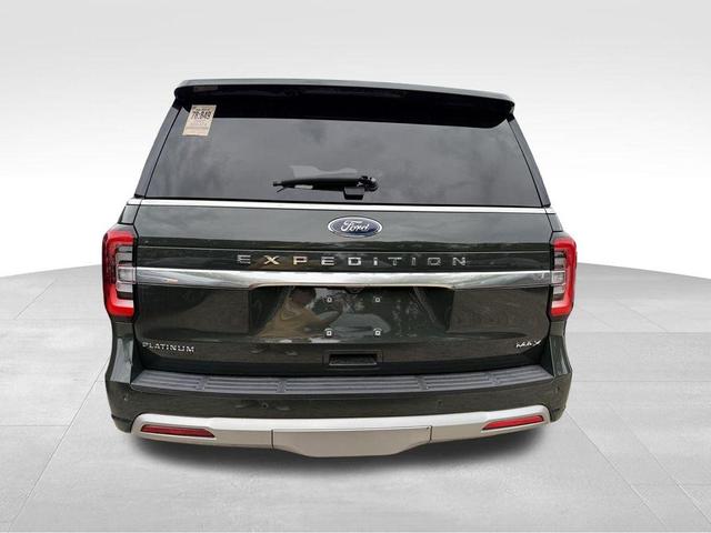 Photo of 2022 FORGED GREEN METALLIC Ford Expedition Max