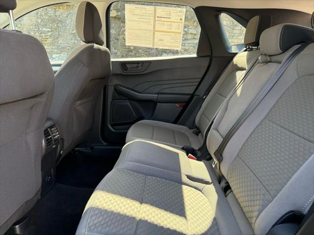 Photo of 2022 AGATE BLACK METALLIC Ford Escape