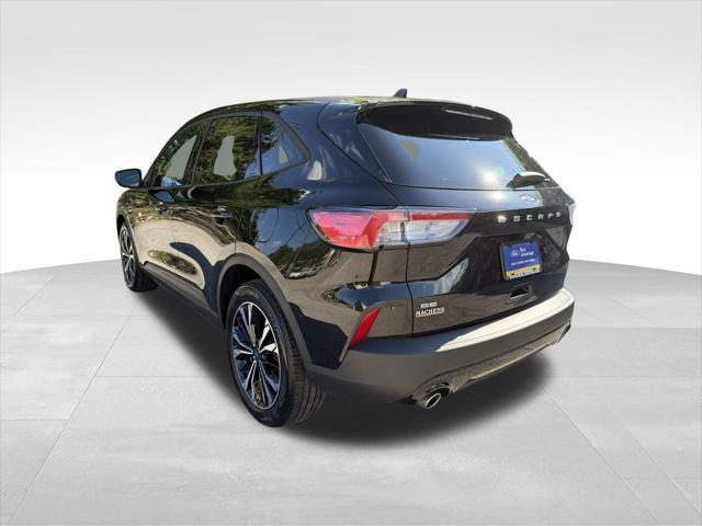 Photo of 2022 AGATE BLACK METALLIC Ford Escape