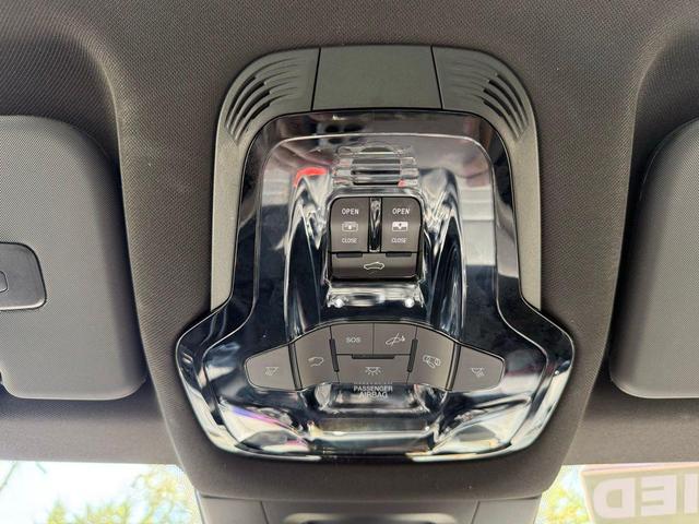 Photo of 2024 Acapulco Gold Dodge Hornet