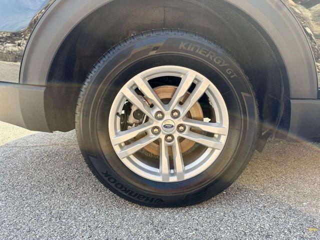 Photo of 2023 AGATE BLACK METALLIC Ford Explorer