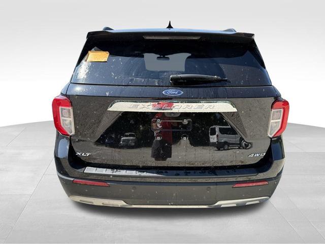 Photo of 2023 AGATE BLACK METALLIC Ford Explorer