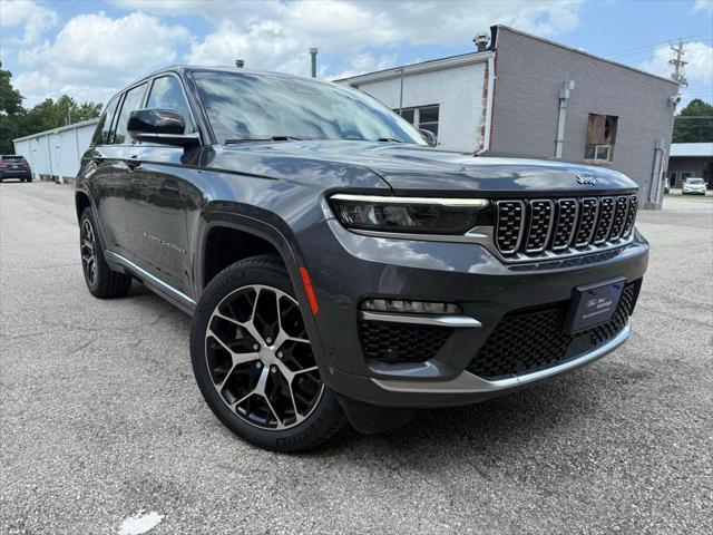 Photo of 2022 Baltic Gray Metallic Clearcoat Jeep Grand Cherokee