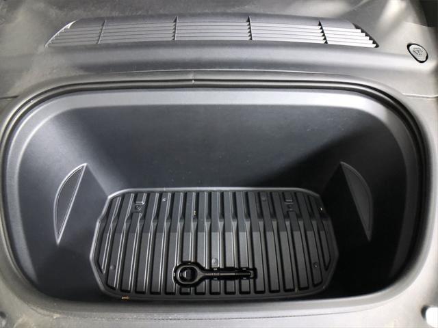 Photo of 2024 Gray Tesla Model Y