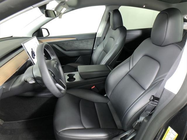 Photo of 2024 Gray Tesla Model Y