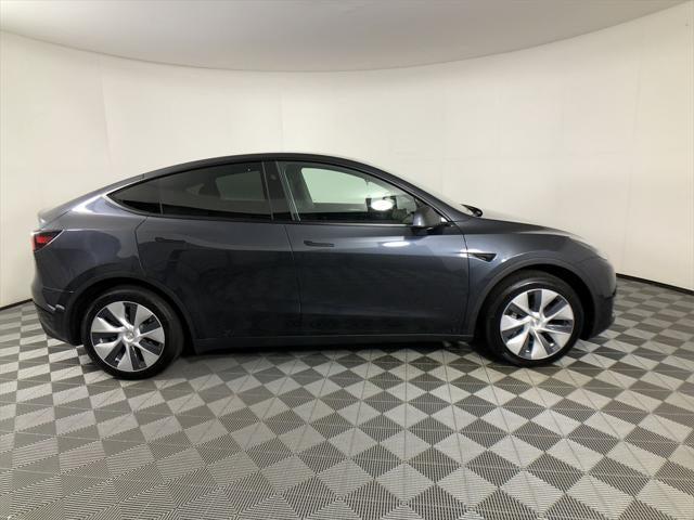 Photo of 2024 Gray Tesla Model Y