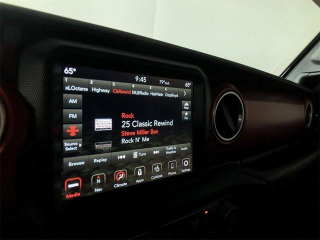 Photo of 2023 Black Clearcoat Jeep Gladiator