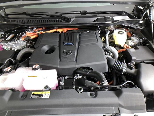 Photo of 2025 Silver Toyota Tundra Hybrid