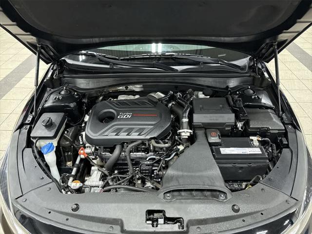 Photo of 2018 Ebony Black Kia Optima
