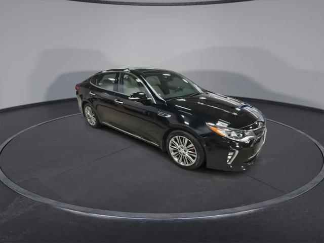 Photo of 2018 Ebony Black Kia Optima