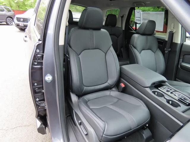 Photo of 2025 Modern Steel Metallic Honda Pilot