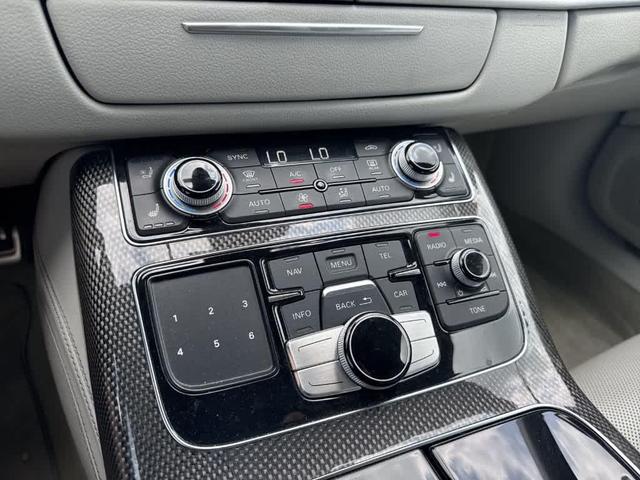 Photo of 2015 Gray Audi S8