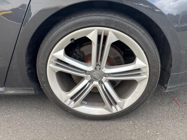 Photo of 2015 Gray Audi S8