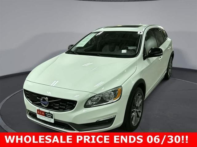 2016 Volvo V60 Cross Country