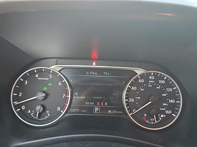 Photo of 2023 Aspen White Tricoat Nissan Sentra