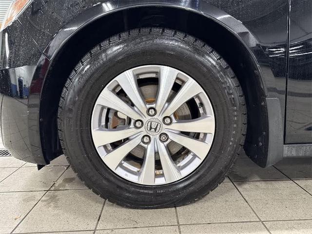Photo of 2014 Crystal Black Pearl Honda Odyssey