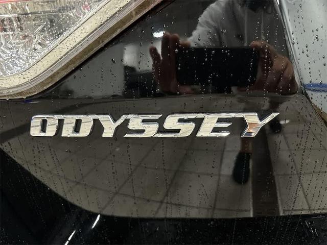 Photo of 2014 Crystal Black Pearl Honda Odyssey