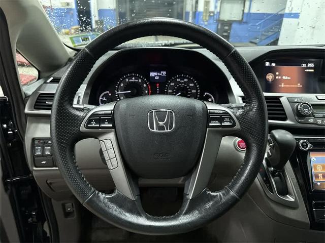Photo of 2014 Crystal Black Pearl Honda Odyssey