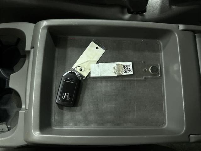 Photo of 2014 Crystal Black Pearl Honda Odyssey