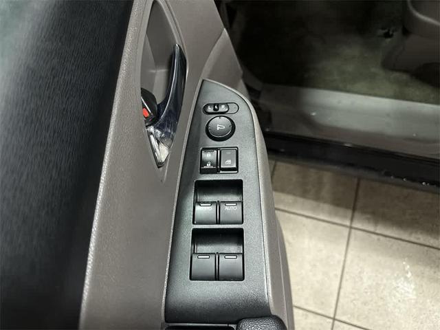 Photo of 2014 Crystal Black Pearl Honda Odyssey