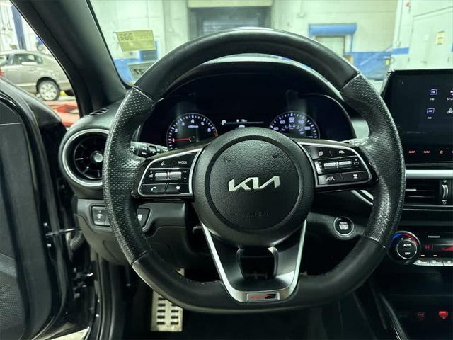 Photo of 2022 Aurora Black Kia Forte