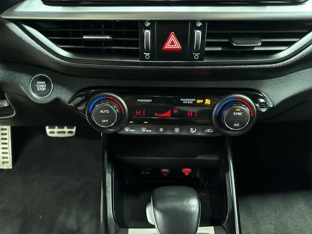 Photo of 2022 Aurora Black Kia Forte