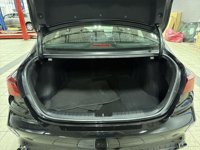Photo of 2022 Aurora Black Kia Forte