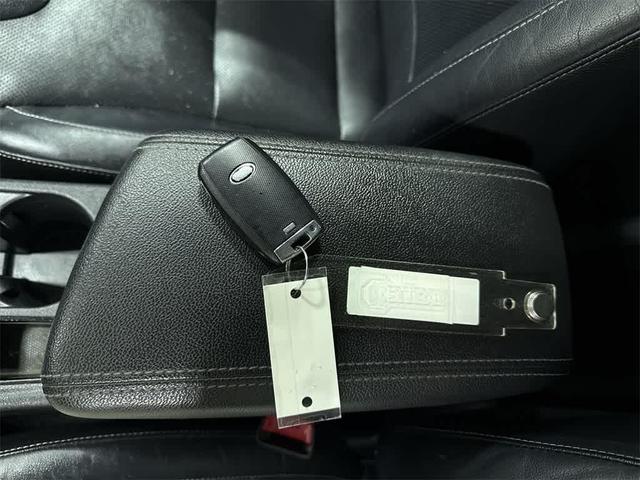 Photo of 2018 Silky Silver Kia Niro