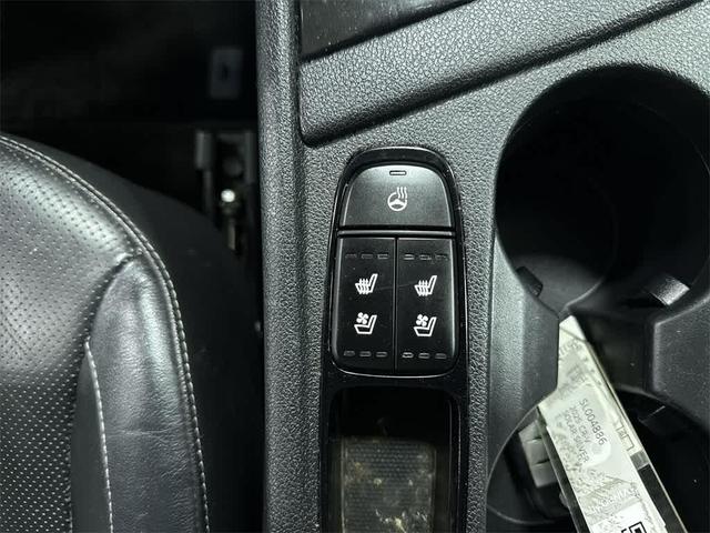 Photo of 2018 Silky Silver Kia Niro