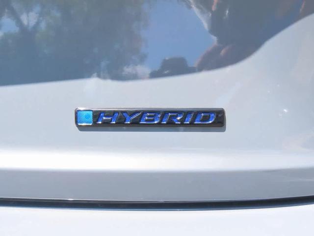 Photo of 2026 Urban Gray Pearl Honda Civic Hybrid