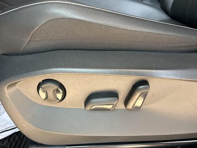 Photo of 2022 Pyrite Silver Metallic Volkswagen Tiguan
