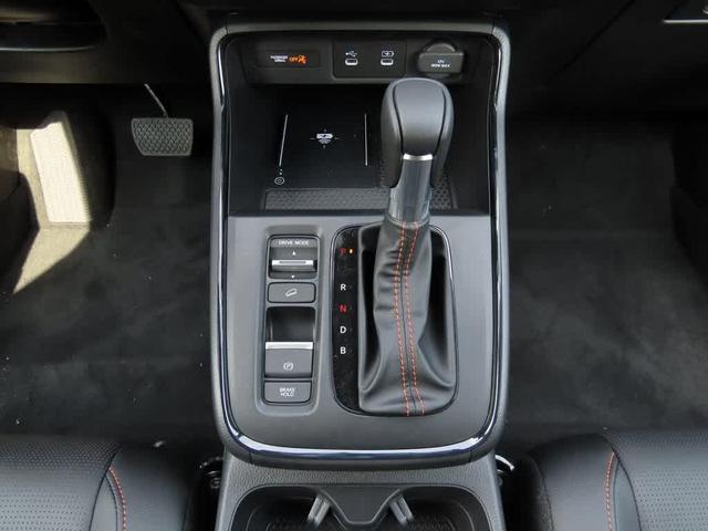 Photo of 2026 Solar Silver Metallic Honda CR-V Hybrid