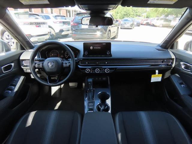 Photo of 2025 Sand Dune Pearl Honda Civic