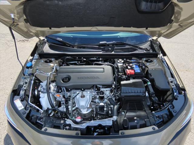 Photo of 2025 Sand Dune Pearl Honda Civic