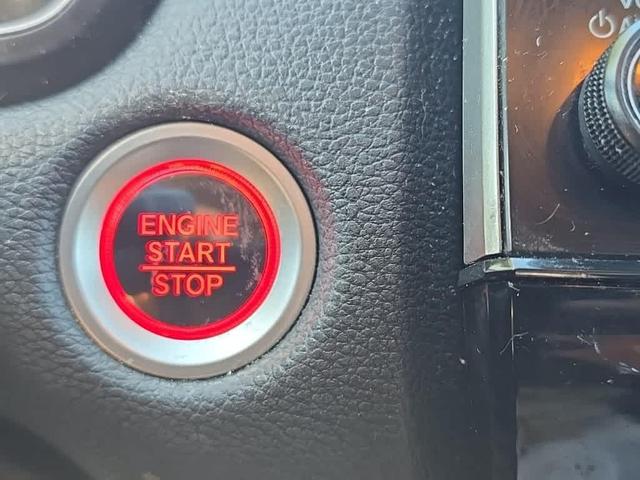 Photo of 2022 Crystal Black Pearl Honda CR-V