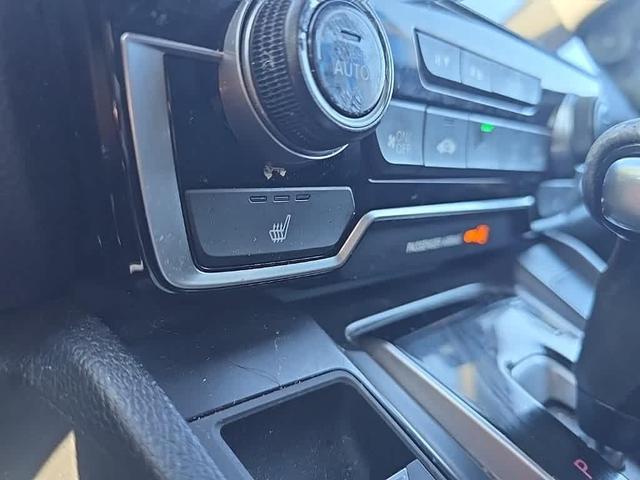 Photo of 2022 Crystal Black Pearl Honda CR-V