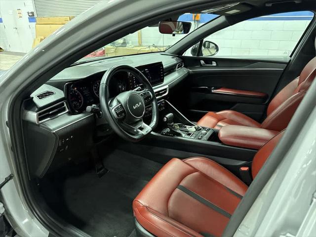 Photo of 2024 Wolf Gray Kia K5