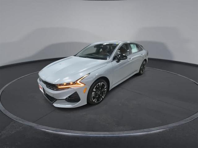 Photo of 2024 Wolf Gray Kia K5