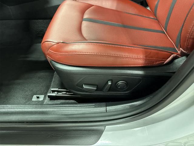 Photo of 2024 Wolf Gray Kia K5