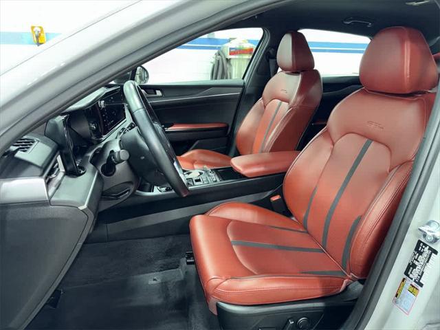 Photo of 2024 Wolf Gray Kia K5