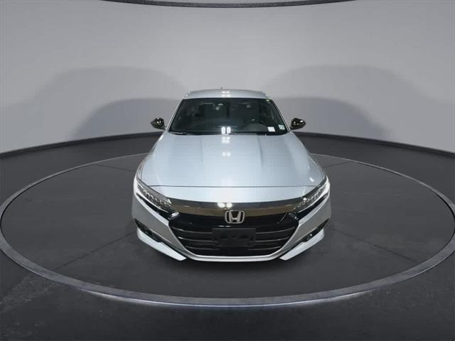 Photo of 2022 Lunar Silver Metallic Honda Accord