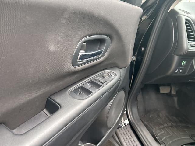 Photo of 2018 Crystal Black Pearl Honda HR-V
