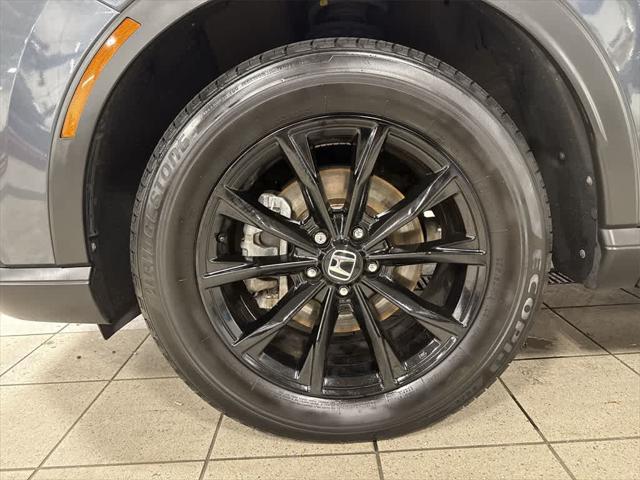 Photo of 2024 Meteorite Gray Metallic Honda CR-V Hybrid