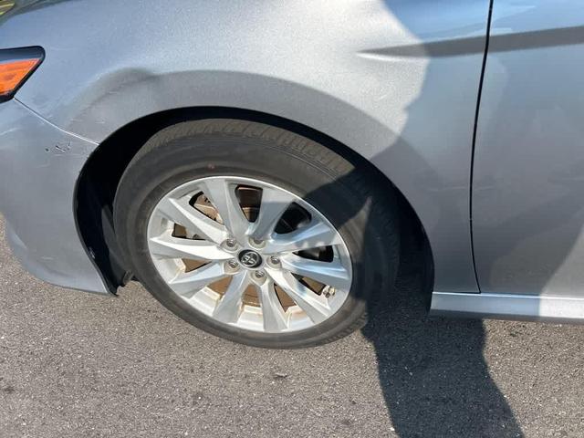 Photo of 2019 Celestial Silver Metallic Toyota Camry