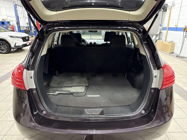 Photo of 2013 Black Amethyst Nissan Rogue