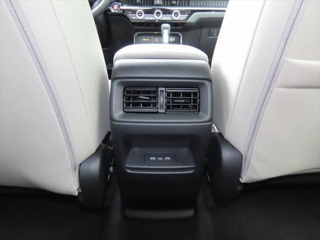 Photo of 2026 Crystal Black Pearl Honda CR-V