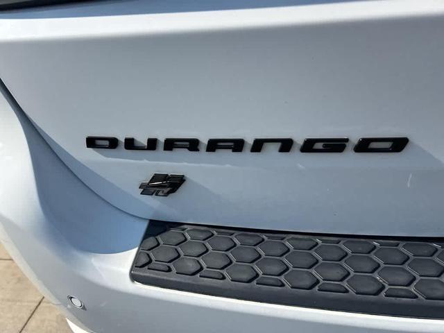 Photo of 2019 White Knuckle Clearcoat Dodge Durango