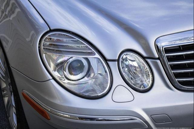 Photo of 2008 Iridium Silver Metallic Mercedes-Benz E-Class