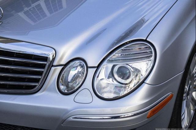 Photo of 2008 Iridium Silver Metallic Mercedes-Benz E-Class
